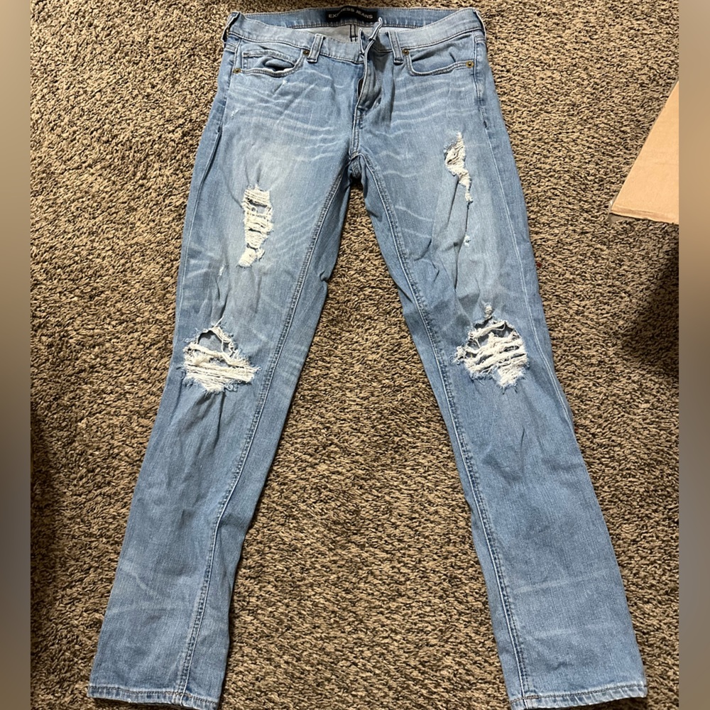 Express size 2 girlfriend jeans. Light wash.